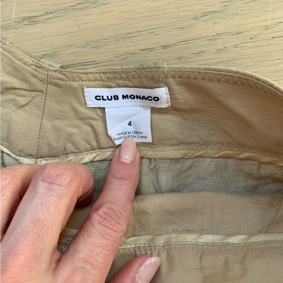 Club Monaco structured shorts in soft gold - Picture 5 of 8